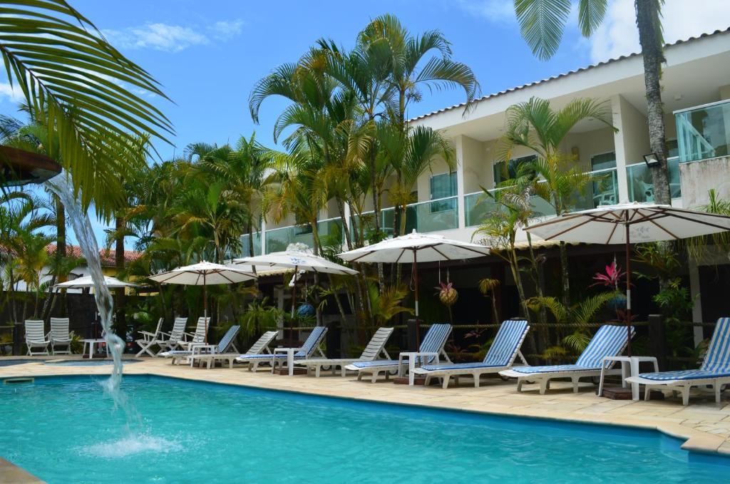 O Porto Kanoas Apart-Hotel está localizado frente ao mar. Situa-se em praia calma, com faixa  de areia clara  e mar manso,  ideal para  banhos de mar e pesca. A praia de Indaiá fica a 02 Km da Riviera de São Lourenço.